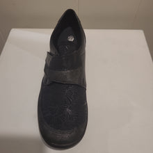 Load image into Gallery viewer, Remonte R7600 Shoe with Velcro Closure SS24