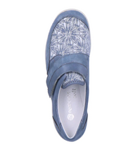 Load image into Gallery viewer, Remonte R7600 Shoe with Velcro Closure SS24