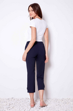 Load image into Gallery viewer, UP! 68505 Compression Cropped Pant SS25