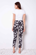 Load image into Gallery viewer, UP! 68444 Techno Ankle Pant SS25