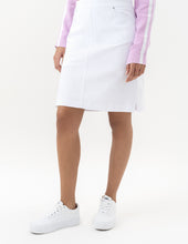 Load image into Gallery viewer, Renuar - R2537L - Woven Skort