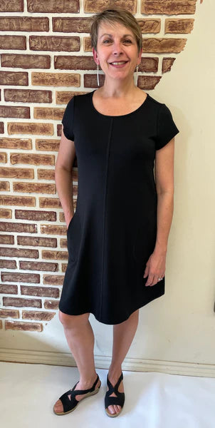 Pure - Round Neck Short Dress with Pockets - 112-4586