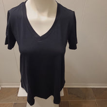 Load image into Gallery viewer, Pure - Short Sleeve Bamboo V-Neck - 210-4571
