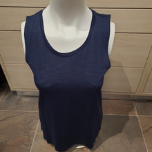 Load image into Gallery viewer, FDJ 3008476 Scoop Neck Tank Top
