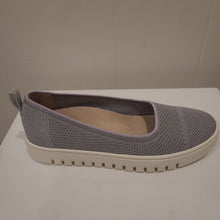 Load image into Gallery viewer, Vionic Uptown Skimmer SS24 100
