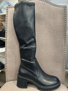 Django & Juliette Zina Boot FW25 410 411