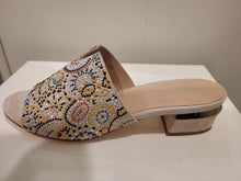 Load image into Gallery viewer, Django &amp; Juliette - Tammy Sandal
