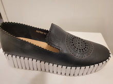 Load image into Gallery viewer, Django &amp; Juliette - Bafran Shoe
