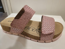 Load image into Gallery viewer, Josef Seibel - Lucia 04 Sandal
