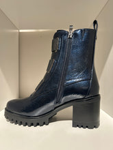 Load image into Gallery viewer, Aqua Flex Believe Waterproof Boot FW26
