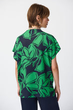 Load image into Gallery viewer, J Ribkoff Printed Notch Neck Top 241059 SS24
