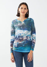 Load image into Gallery viewer, FDJ 3305451 Printed Long Sleeve Notch Neck Top FW23
