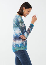 Load image into Gallery viewer, FDJ 3305451 Printed Long Sleeve Notch Neck Top FW23
