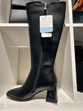 Load image into Gallery viewer, Aqua Flex Brittany Waterproof Boots FW26
