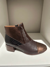 Load image into Gallery viewer, Tamara London Award Boot FW26 740 741
