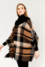 Load image into Gallery viewer, Alison Sheri 42100 Cape FW23
