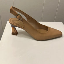 Load image into Gallery viewer, Hispanitas Dalia Sling Back Shoe SS24

