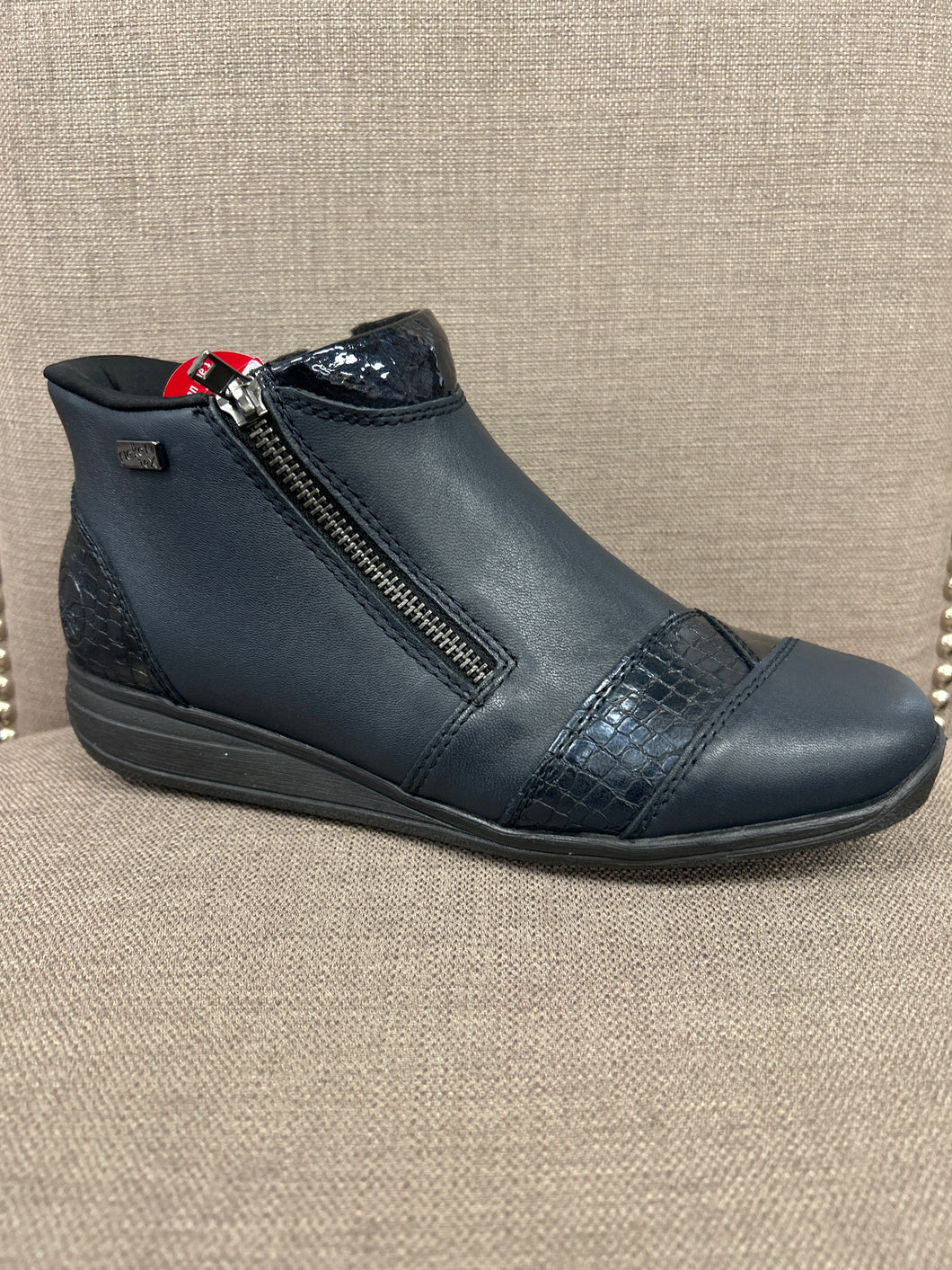 Rieker 47254-14 Boot FW25