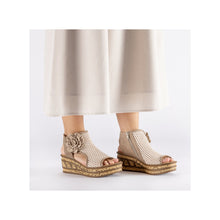 Load image into Gallery viewer, Rieker 68180-60 Sandal SS26
