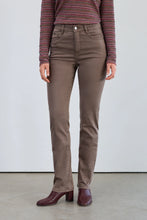 Load image into Gallery viewer, FDJ 6864511 Suzanne Straight Leg Pant FW25

