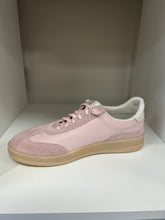 Load image into Gallery viewer, Josef Seibel Jade 02 Sneaker SS26
