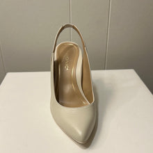 Load image into Gallery viewer, Vionic Adalena Pump SS24
