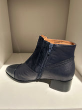 Load image into Gallery viewer, Tamara London Award Boot FW26 740 741
