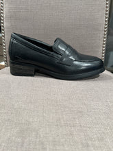 Load image into Gallery viewer, Josef Seibel Kate 02 Shoe FW25
