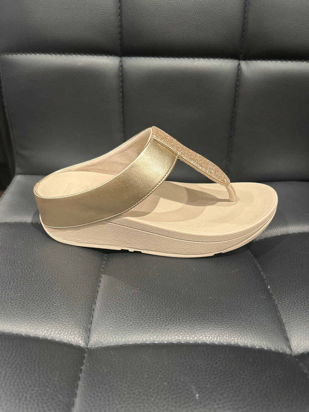 Fit Flop IK5 FINO FEMININE TOE POST Sandal SS25