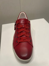 Load image into Gallery viewer, Josef Seibel Claire 03 Sneaker SS25 135
