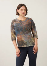 Load image into Gallery viewer, FDJ 3901451 V Neck Top FW26
