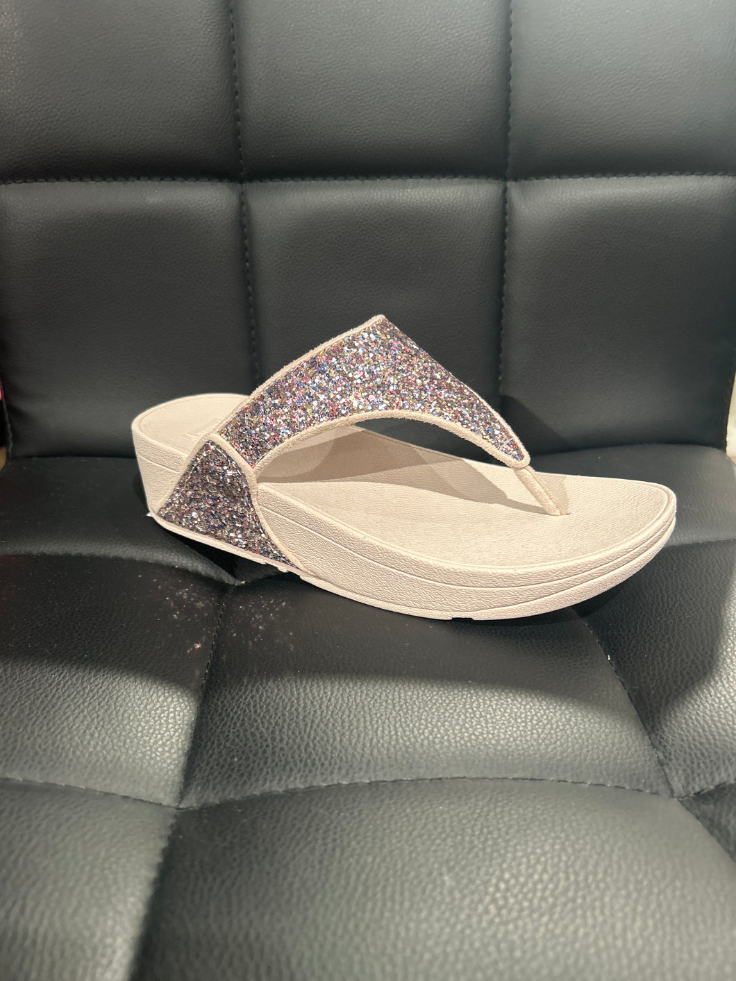 Fit Flop JE6 LULU TOE POST Sandal SS25