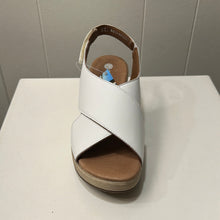 Load image into Gallery viewer, Remonte D0N54 Sandal SS24
