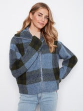 Load image into Gallery viewer, CHARLIE B C2177 PLAID ZIP UP JACKET FW26
