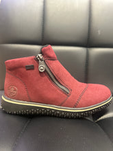 Load image into Gallery viewer, Rieker Z4265-35 Boot FW25 429
