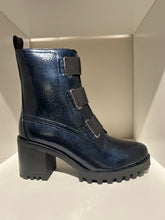 Load image into Gallery viewer, Aqua Flex Believe Waterproof Boot FW26
