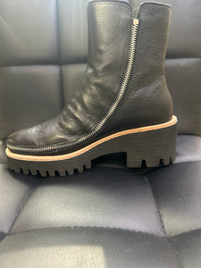 Django & Juliette Wilie Boot FW25 412