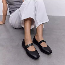 Load image into Gallery viewer, Fit Flop E3D Delicato Leather Mary Janes FW25 FF6
