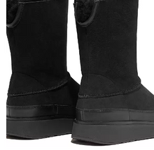 Load image into Gallery viewer, Fit Flop GO9-090 Gen-FF Short Double Faced Sherling Boot FW23
