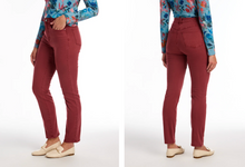 Load image into Gallery viewer, FDJ 6864511 Suzanne Straight Leg Pant FW24
