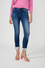 Load image into Gallery viewer, Frank Lyman 256761U Skinny Glitter Detail Jeans SS25

