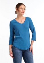 Load image into Gallery viewer, FDJ 3/4 SLEEVE V-NECK TOP 3140161 FW24

