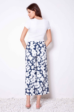 Load image into Gallery viewer, UP! 68472 Poppy Wide-Leg Cropped Pant SS25
