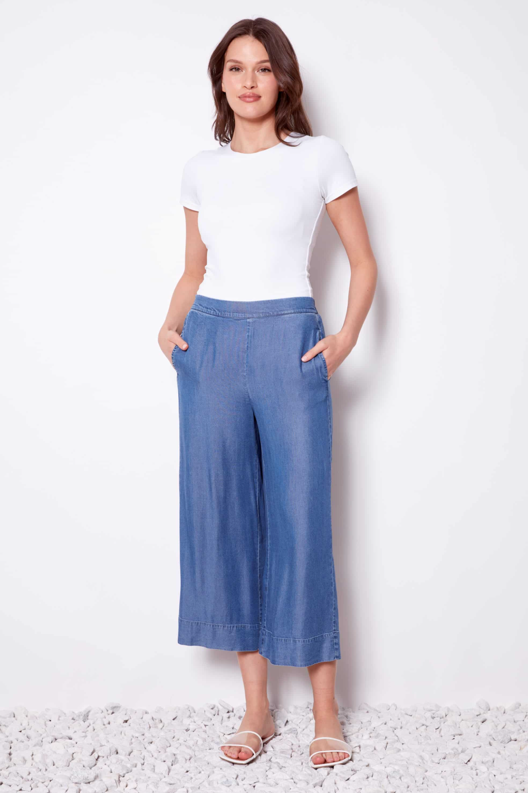 UP! 68285 Tencel Cropped Wide-Leg Pant SS25