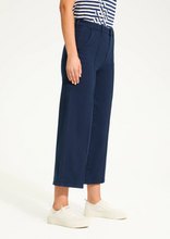 Load image into Gallery viewer, FDJ 6973511 Suzanne Wide Crop Pant SS25
