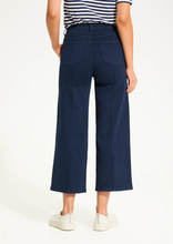 Load image into Gallery viewer, FDJ 6973511 Suzanne Wide Crop Pant SS25
