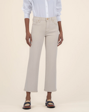 Load image into Gallery viewer, Kut KG1492 Charlotte High Rise Fab Jean SS25
