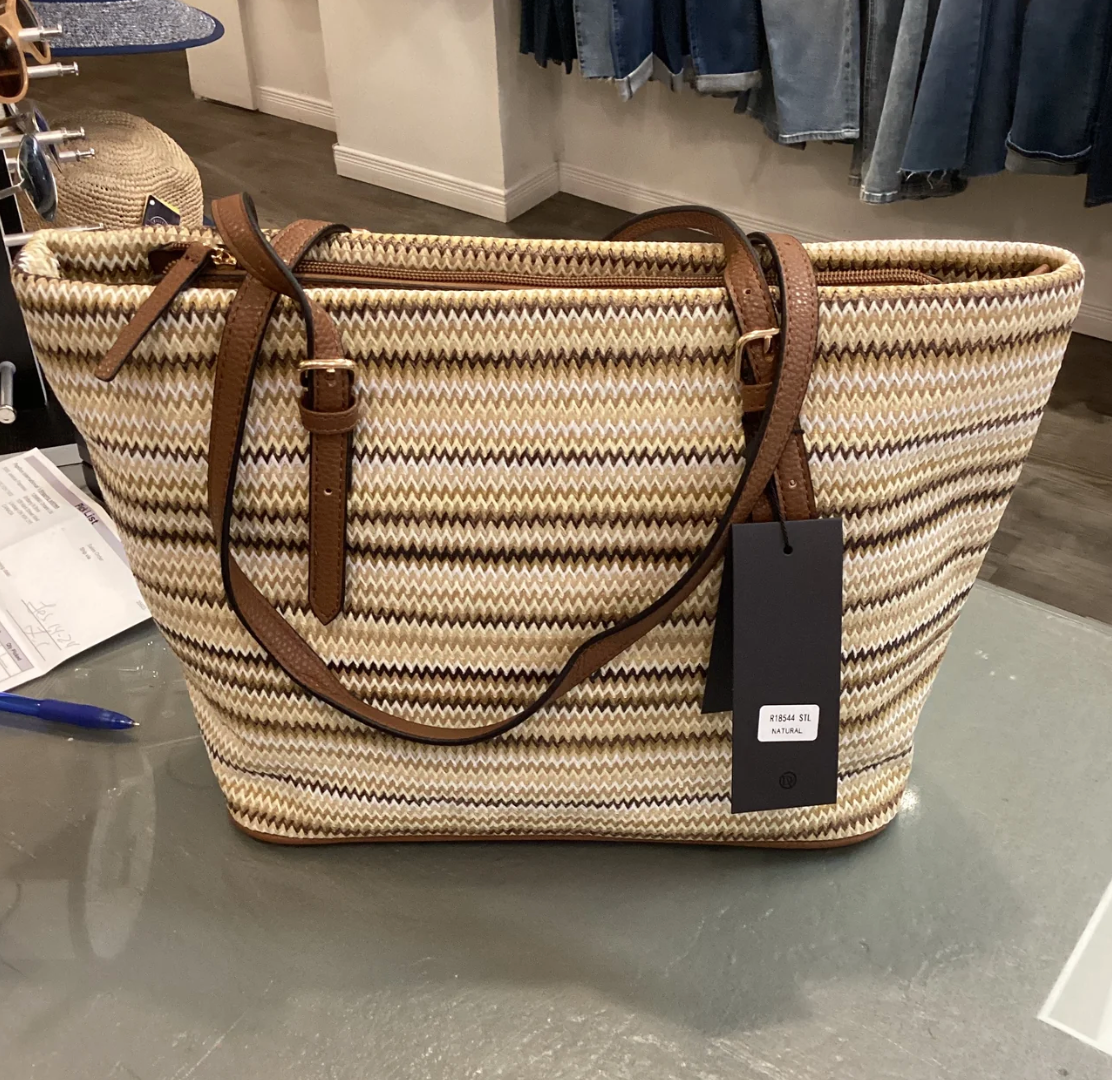 La Diva R18544 Handbag SS25 – Elegant Steps