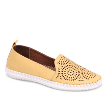 Load image into Gallery viewer, Bueno Devin Shoe SS25
