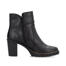 Load image into Gallery viewer, Rieker Y2567-00 Boot FW25 319
